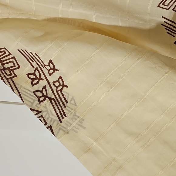 THE HAVANERA CO. Men's Cream Shirt with Patterned Accents. Henleystyle, small - Picture 5 of 7